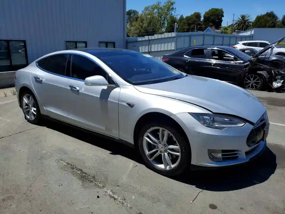 5YJSA1CN3DFP13548 2013 TESLA MODEL S-3