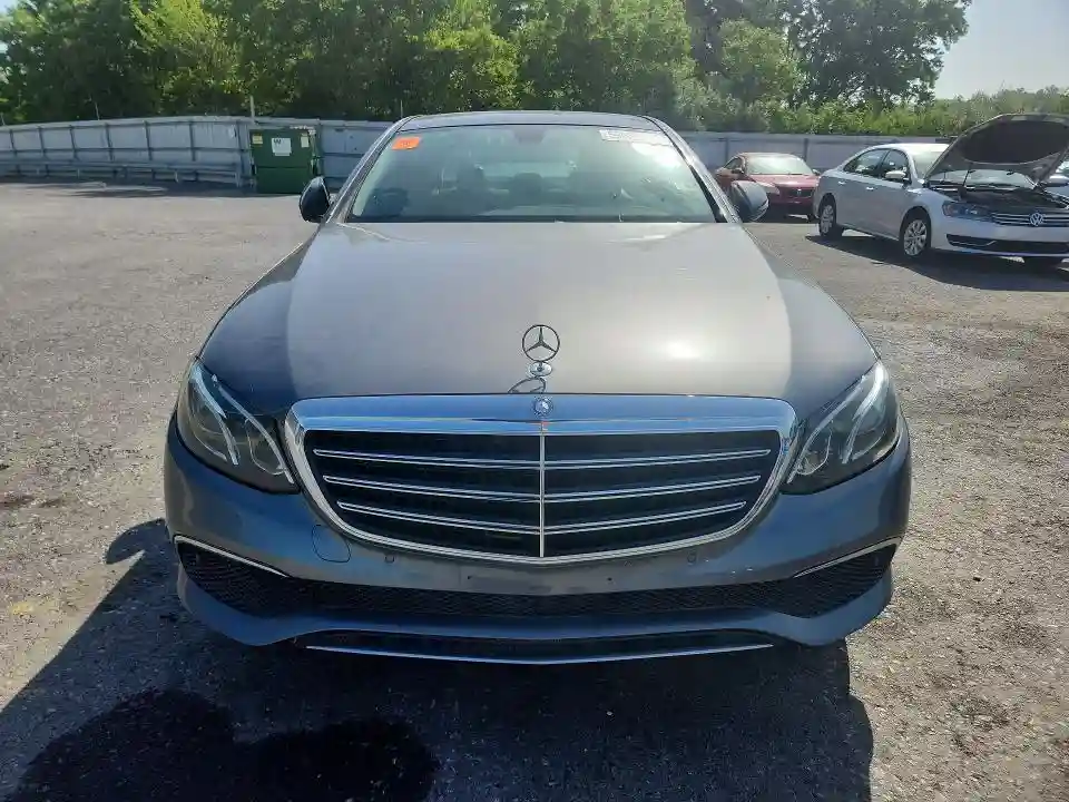WDDZF4KB1HA144227 2017 MERCEDES-BENZ E-CLASS-4
