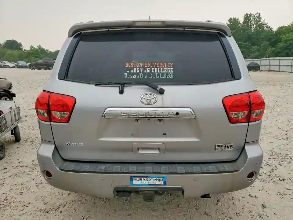 5TDDY5G18BS049968 2011 TOYOTA SEQUOIA-5