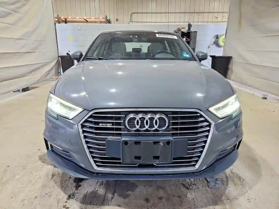 WAUTPBFF3HA088321 2017 AUDI A3-4