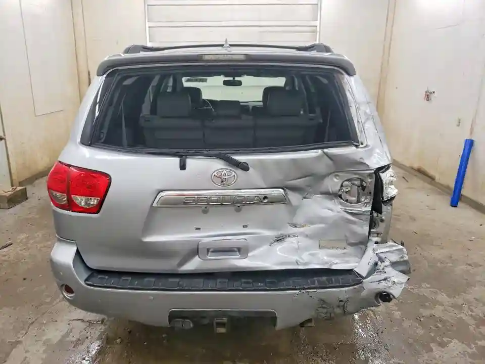 5TDKY5G18FS055931 2015 TOYOTA SEQUOIA-5