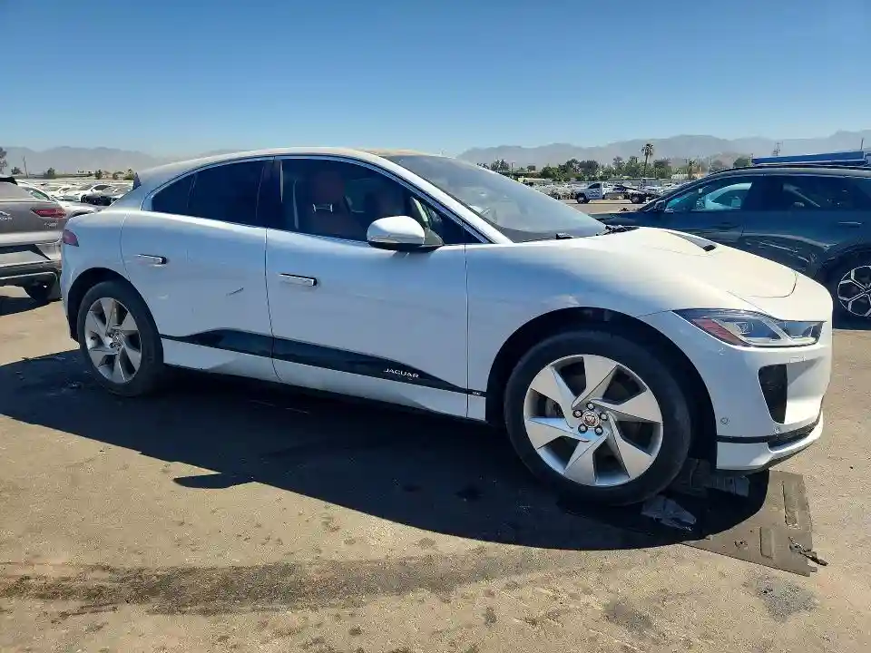 SADHC2S14K1F76271 2019 JAGUAR I-PACE-3