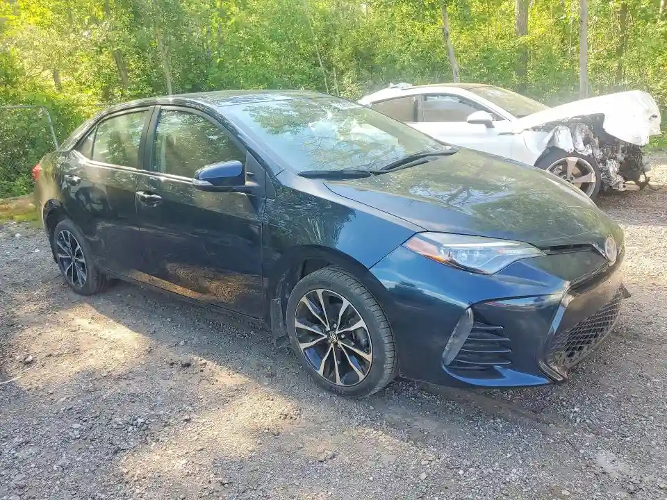 2T1BURHEXHC943838 2017 TOYOTA COROLLA-3