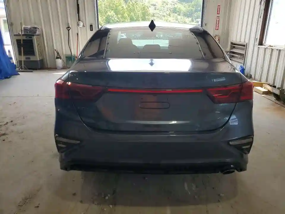 3KPF34AD8KE072696 2019 KIA FORTE-5