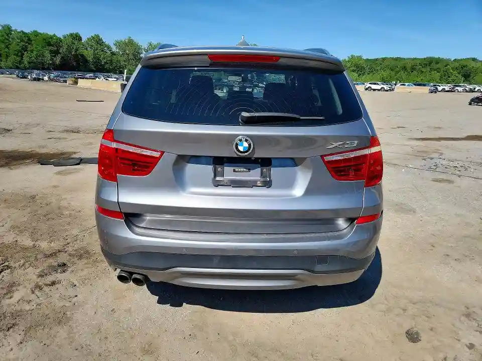 5UXWX9C57F0D52195 2015 BMW X3-5