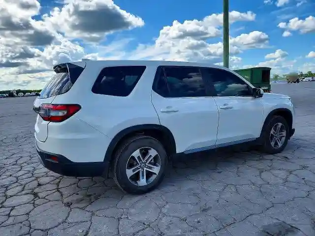 5FNYG2H4XPB014517 2023 HONDA PILOT-2