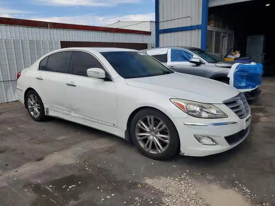 KMHGC4DD1CU194363 2012 HYUNDAI GENESIS-3