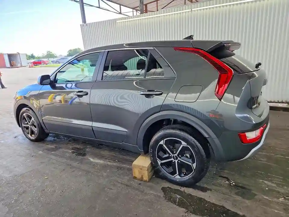 KNDCP3LE0T5319312 2026 KIA NIRO-1