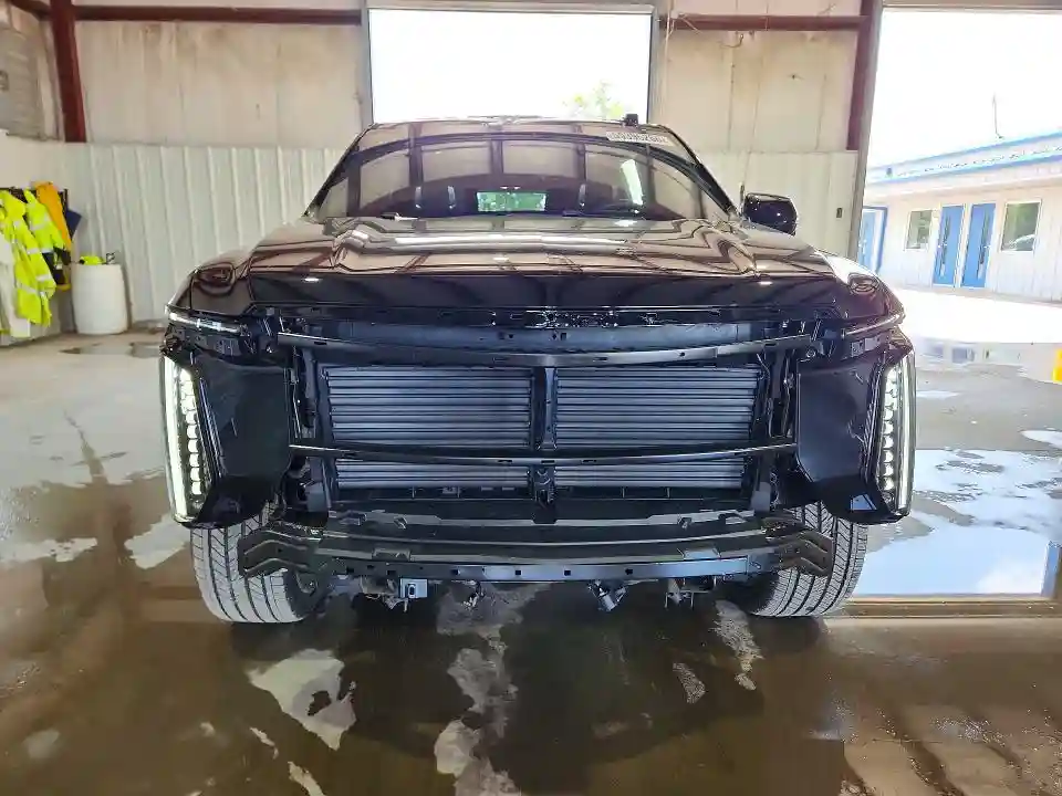 1GYS9RRL4SR331561 2025 CADILLAC ESCALADE-4