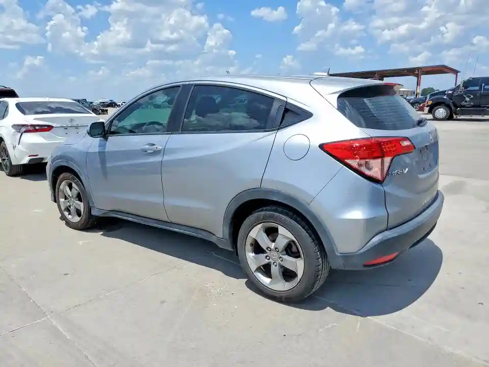 3CZRU5H37HM700527 2017 HONDA HR-V-1