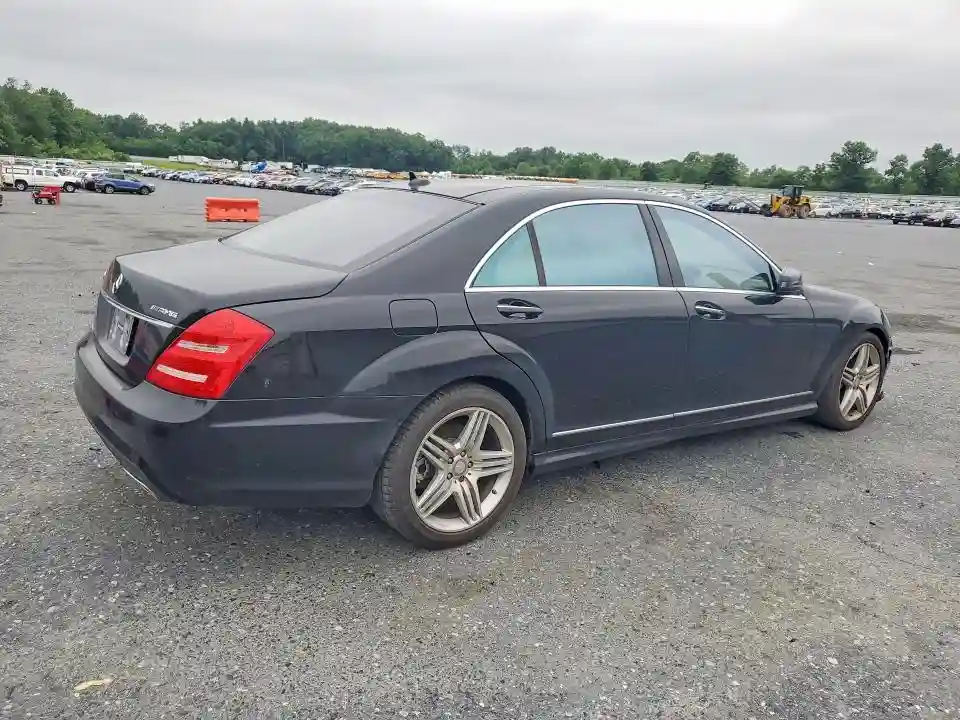 WDDNG7DB6DA520330 2013 MERCEDES-BENZ S-CLASS-2