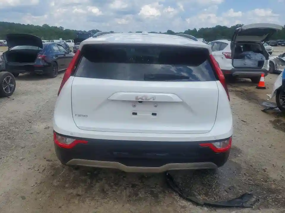 KNDCR3L19R5105998 2024 KIA NIRO-5