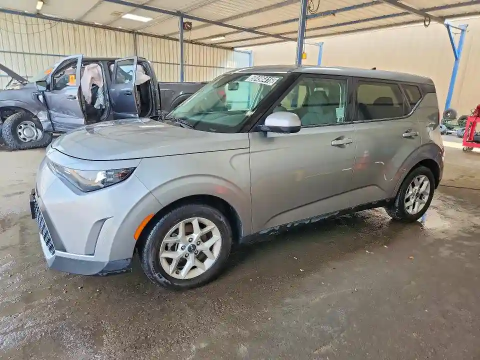 KNDJ23AU5P7881345 2023 KIA SOUL-0