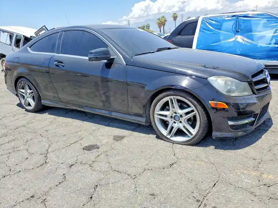 WDDGJ4HB7FG385734 2015 MERCEDES-BENZ C-CLASS-3