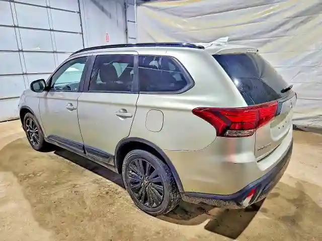 JA4AZ3A32LZ040708 2020 MITSUBISHI OUTLANDER-1