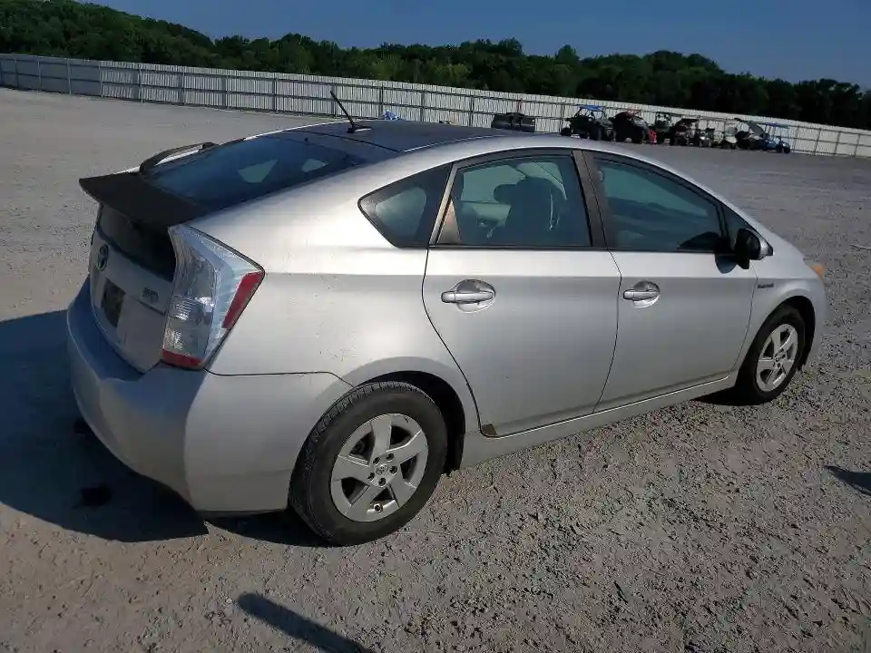 JTDKN3DU1A0099082 2010 TOYOTA PRIUS II-2