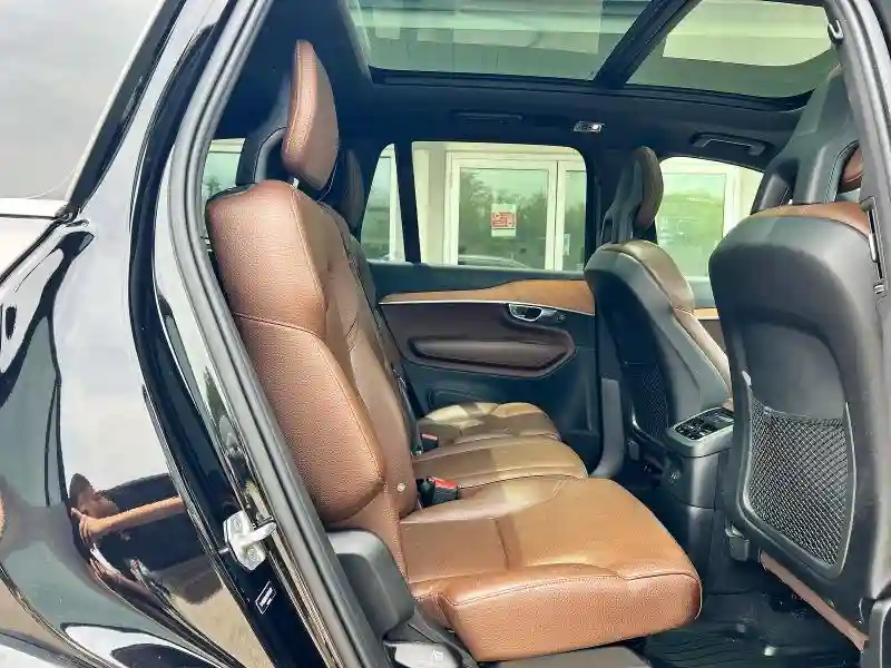 YV4BR0CK0M1756470 2021 VOLVO XC90-5