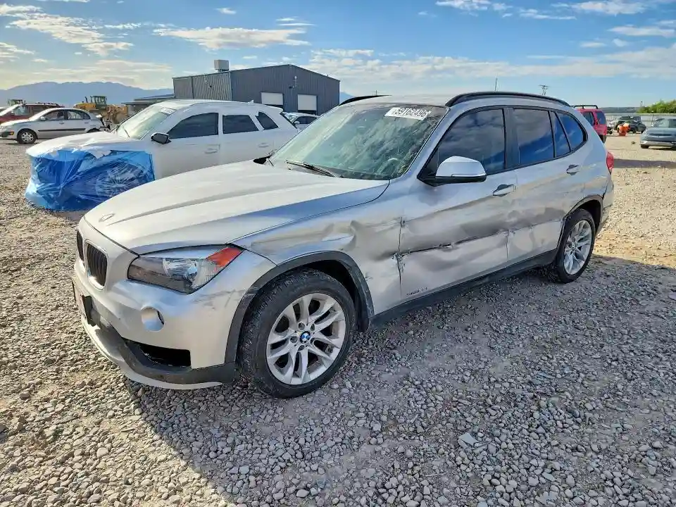 WBAVL1C56FVY39878 2015 BMW X1-0
