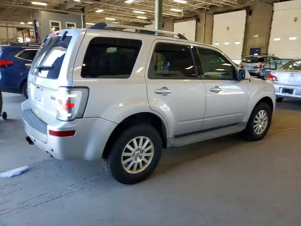 4M2CN9HG6BKJ05924 2011 MERCURY MARINER-2