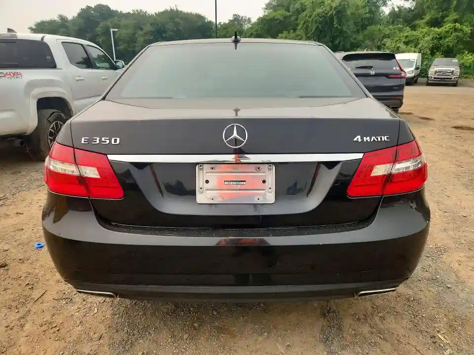 WDDHF8HB6AA117492 2010 MERCEDES-BENZ E-CLASS-5