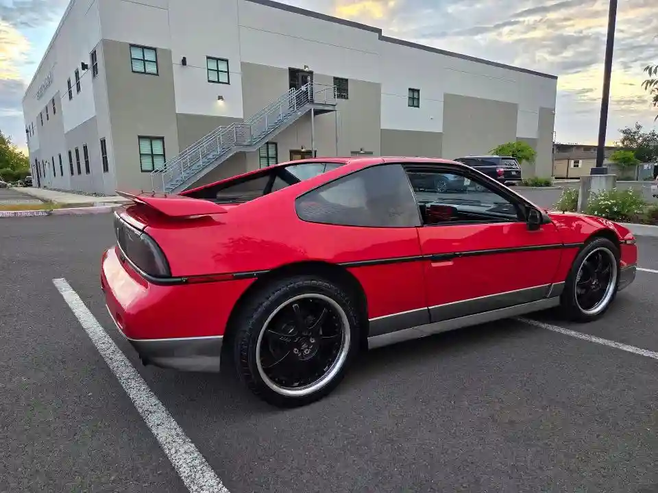 1G2PG9797GP281044 1986 PONT FIERO-3
