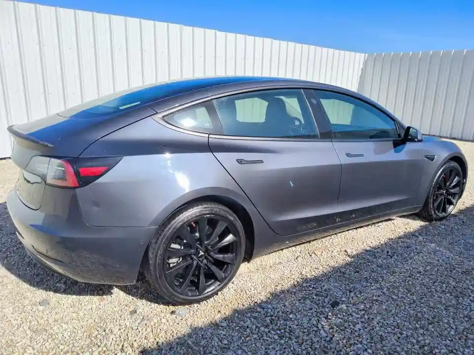 5YJ3E1EB7JF185035 2018 TESLA MODEL 3-2