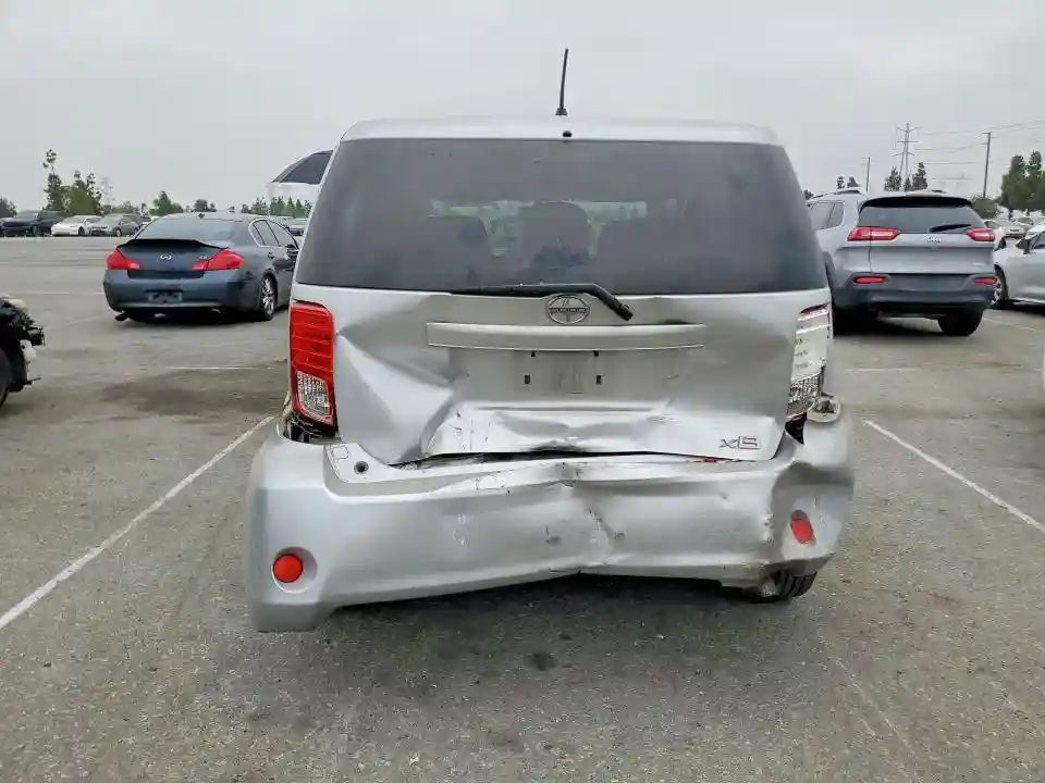 JTLZE4FE1CJ021669 2012 SCION XB-5