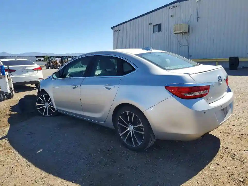 1G4PR5SK6H4104539 2017 BUICK VERANO-1