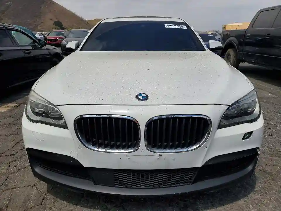 WBAYE8C53FD781878 2015 BMW 7 SERIES-4