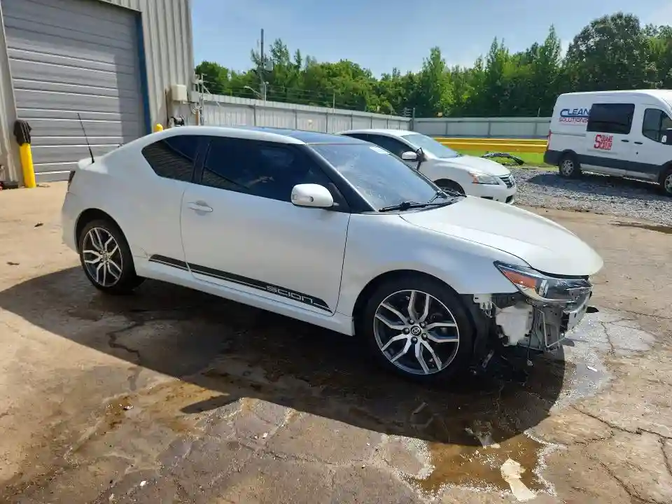 JTKJF5C74GJ020631 2016 SCION TC-3