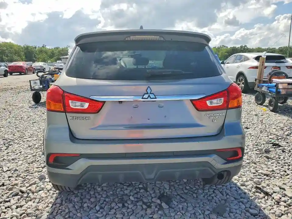 JA4AR3AW2JU018423 2018 MITSUBISHI OUTLANDER-5