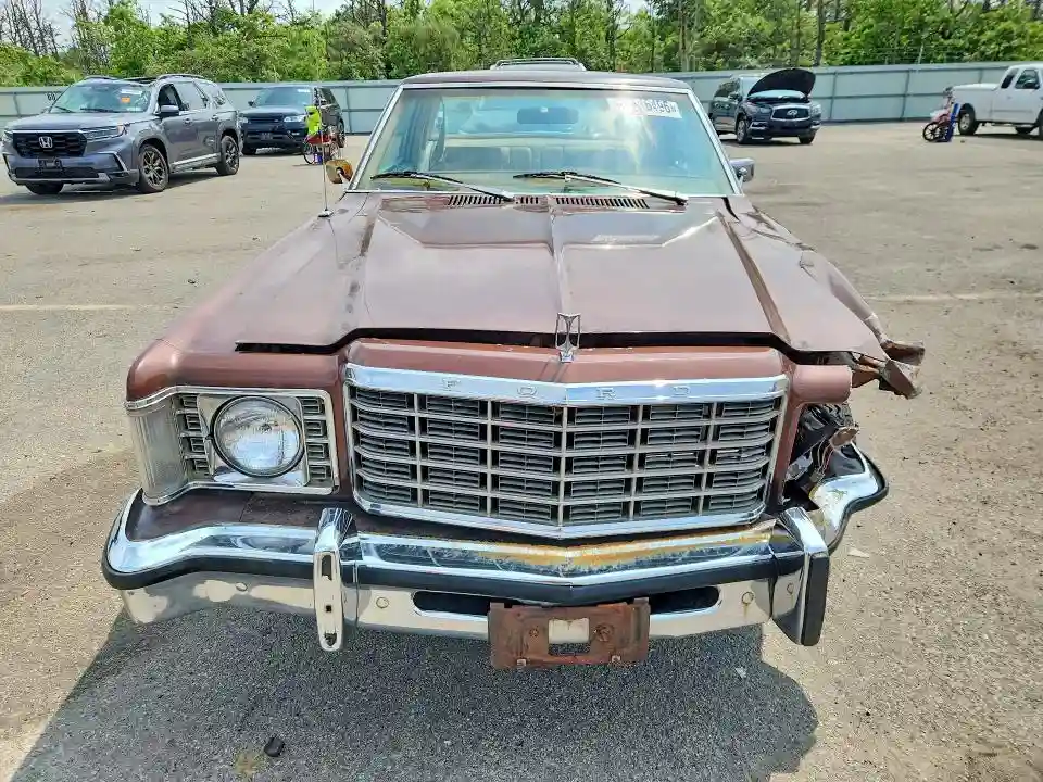 6W84L215110 1976 FORD GRANADA-4
