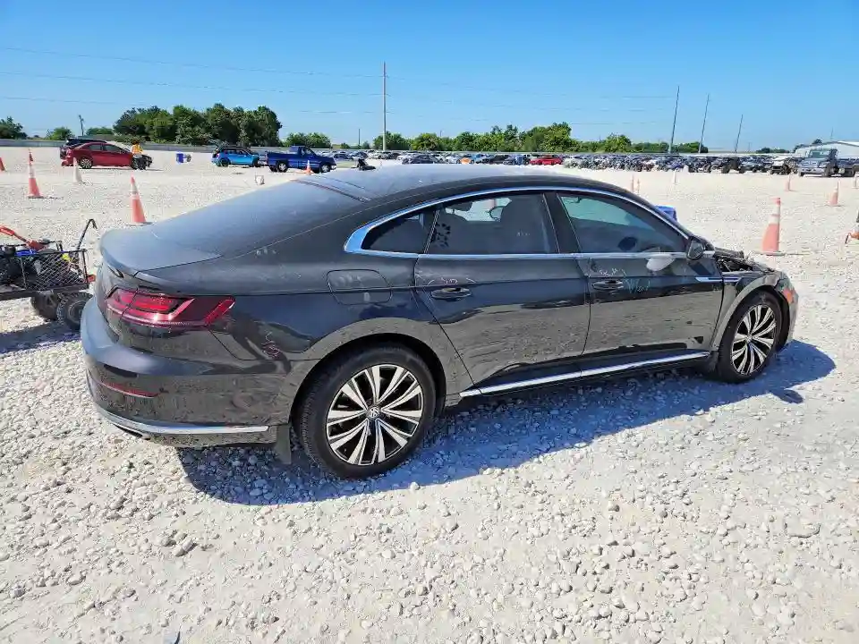 WVWAR7AN8KE030950 2019 VOLKSWAGEN ARTEON-2