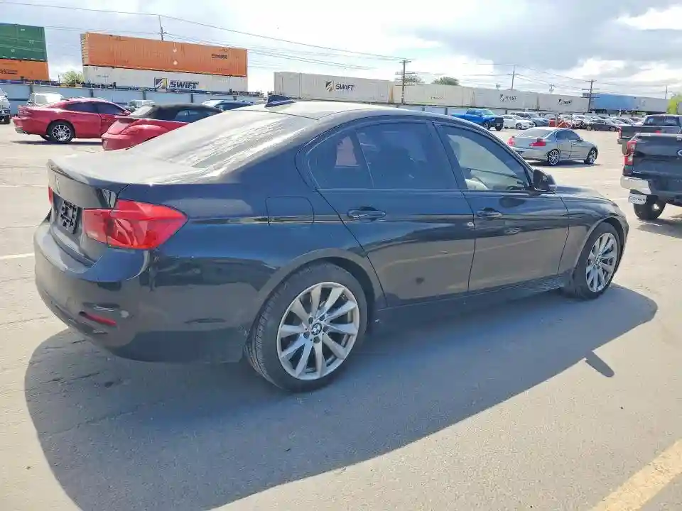 WBA8A3C54JA358655 2018 BMW 3 SERIES-2