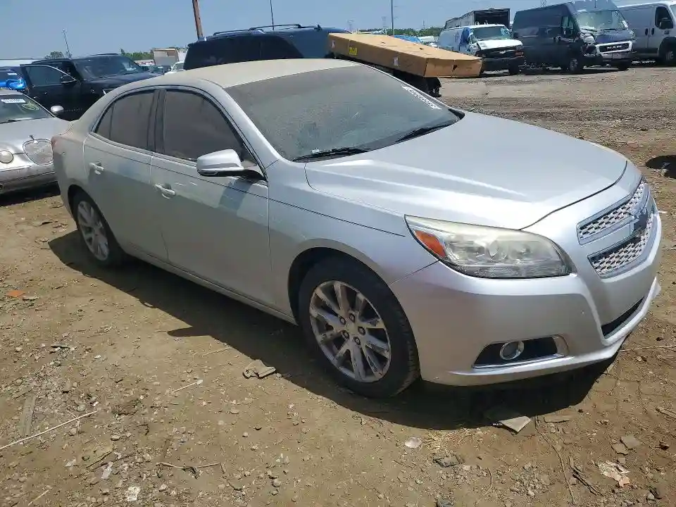 1G11H5SA4DF260574 2013 CHEVROLET MALIBU-3