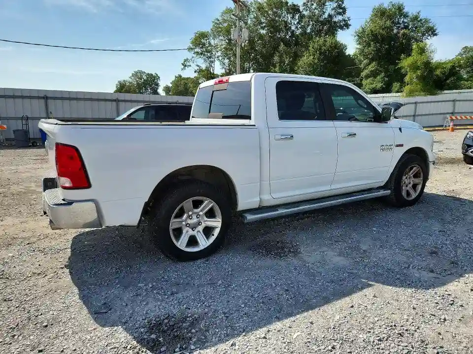 1C6RR6LM6JS263217 2018 RAM 1500-2
