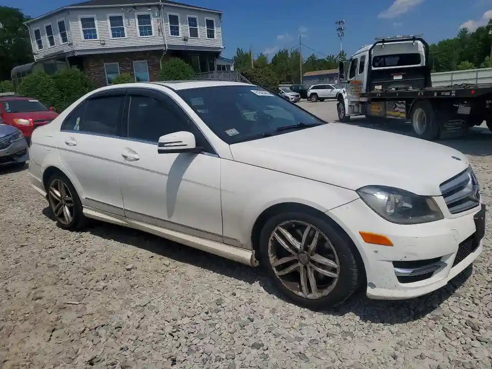 WDDGF8AB8DR296954 2013 MERCEDES-BENZ C-CLASS-3