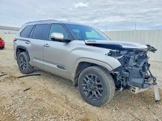 7SVAAABAXSX065581 2025 TOYOTA SEQUOIA-3