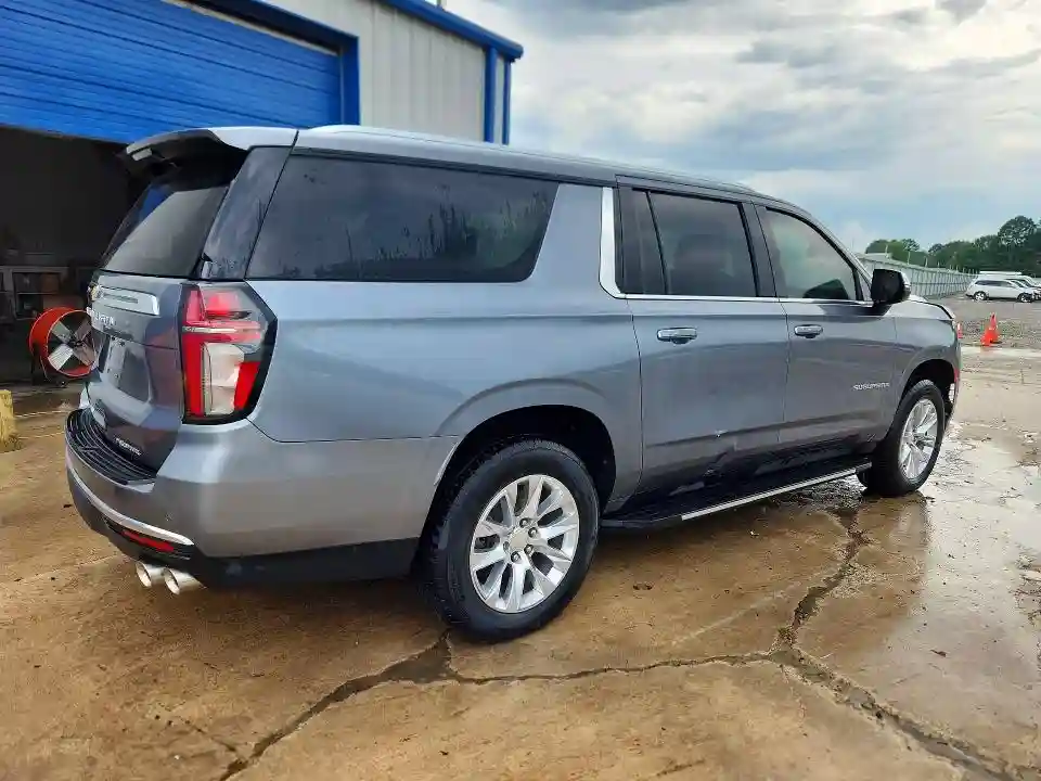 1GNSKFKD6NR135807 2022 CHEVROLET SUBURBAN-2