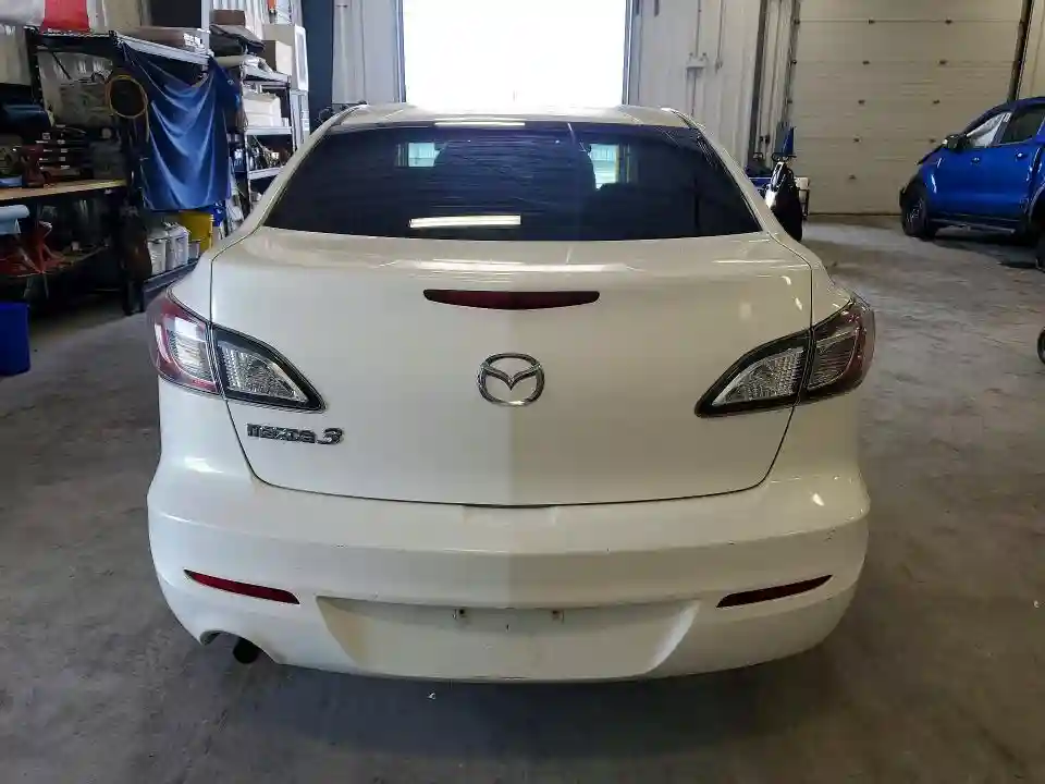 JM1BL1UFXD1723827 2013 MAZDA 3-5