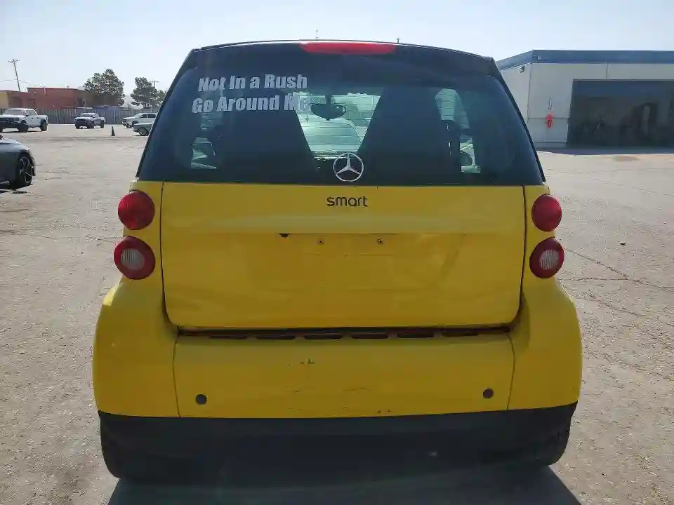 WMEEJ3BA0AK385352 2010 SMART FORTWO-5