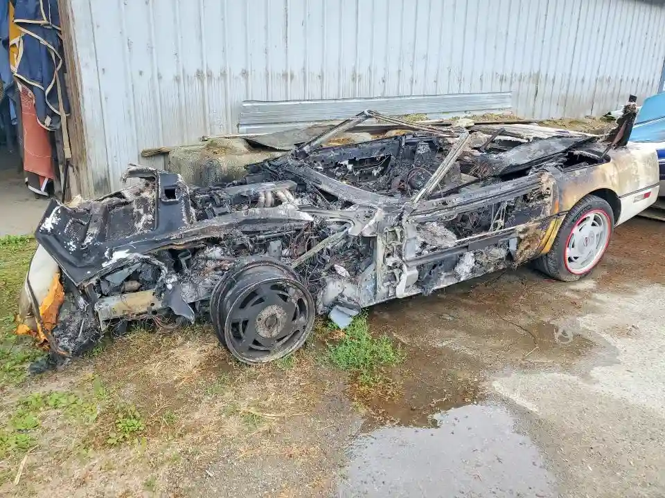 1G1YY3180J5120699 1988 CHEVROLET CORVETTE-0