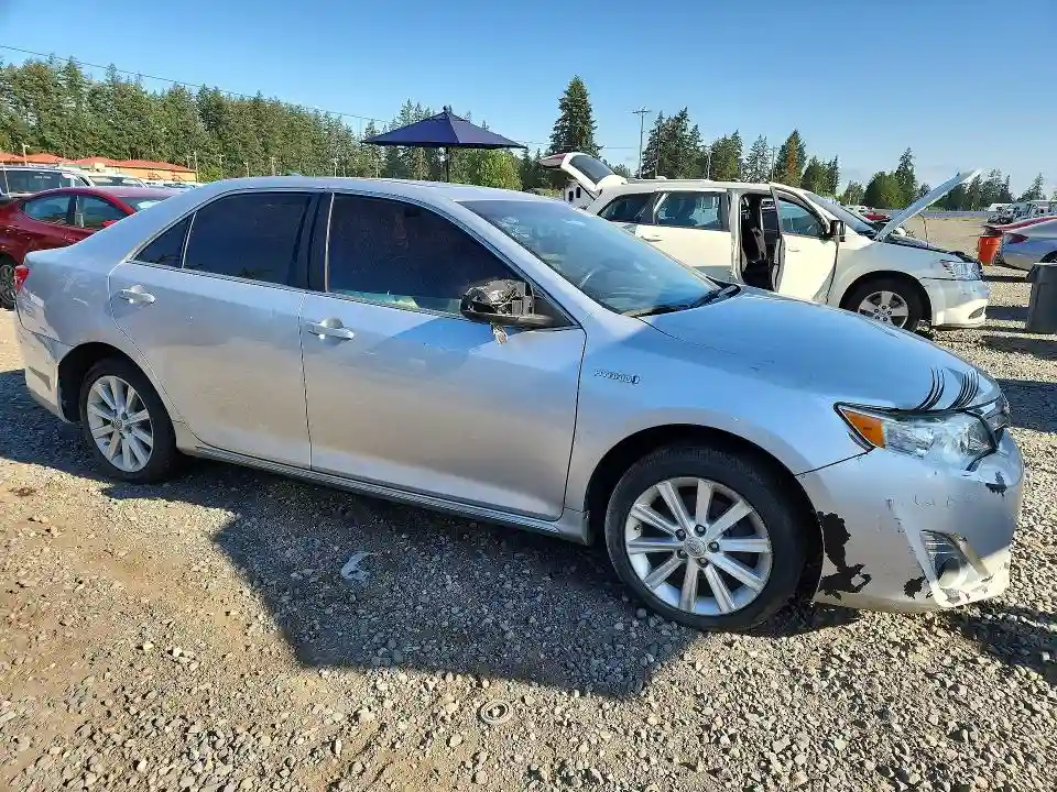 4T1BD1FK8EU127439 2014 TOYOTA CAMRY SOLA-3