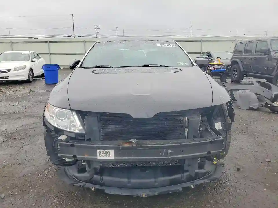 1LNHL9FT1AG602670 2010 LINCOLN MKS-4