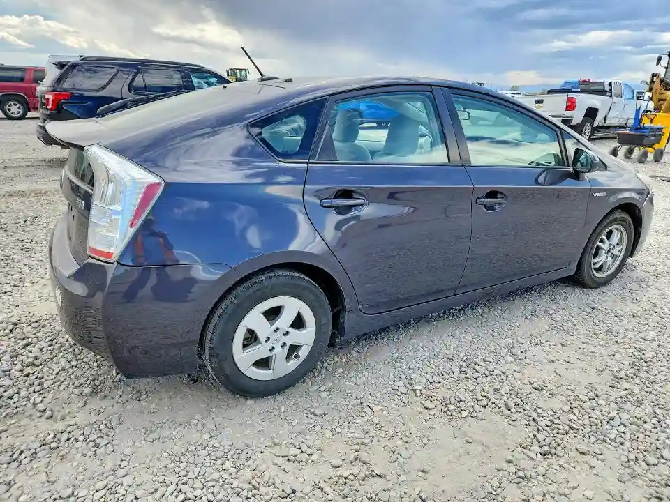 JTDKN3DU2A0065328 2010 TOYOTA PRIUS II-2