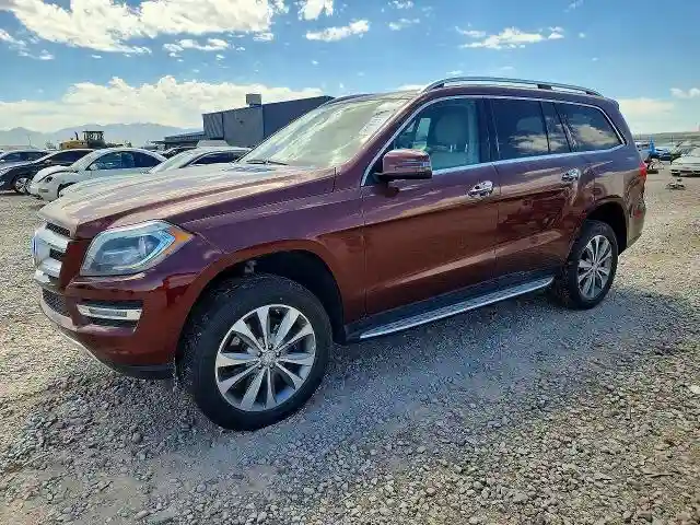 4JGDF7CE3DA245015 2013 MERCURY GL-CLASS-0