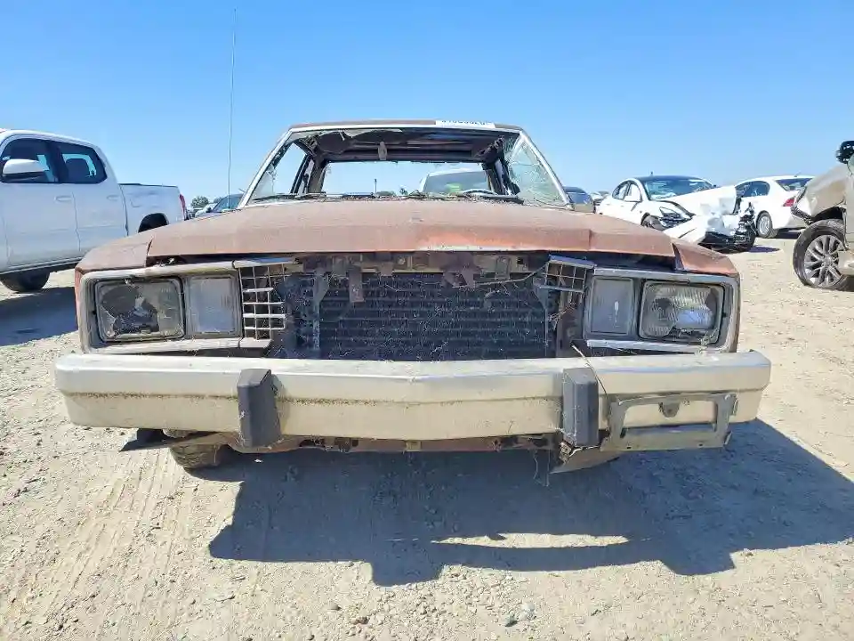 8X91T156408 1978 FORD FAIRMONT-4