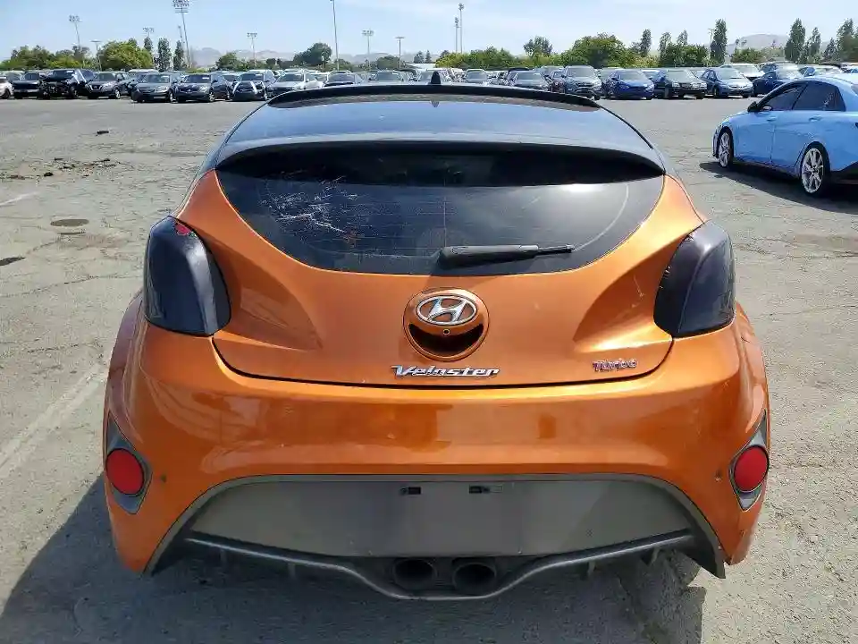 KMHTC6AE4GU295197 2016 HYUNDAI VELOSTER-5