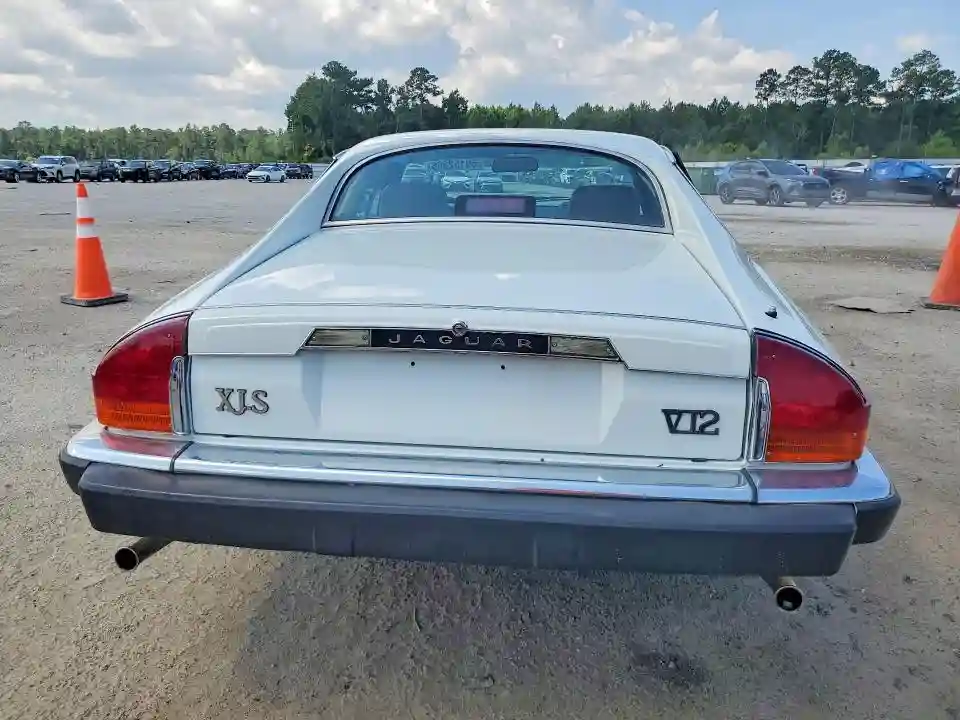 SAJNA5840KC156954 1989 JAGUAR XJS-5