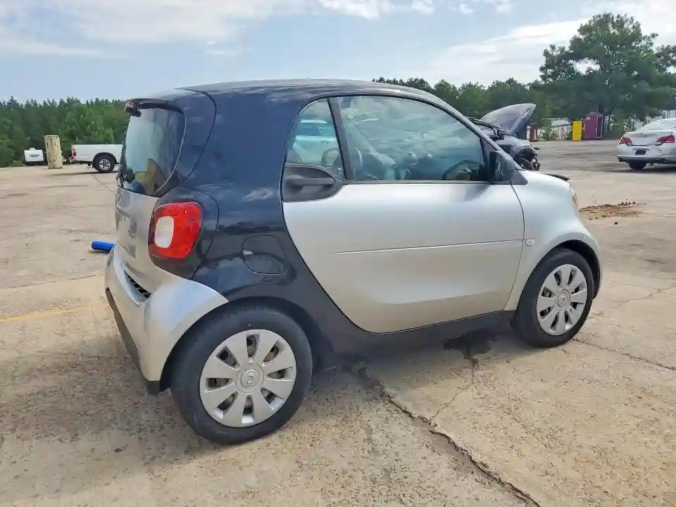 WMEFJ5DA3GK076996 2016 SMART FORTWO-2